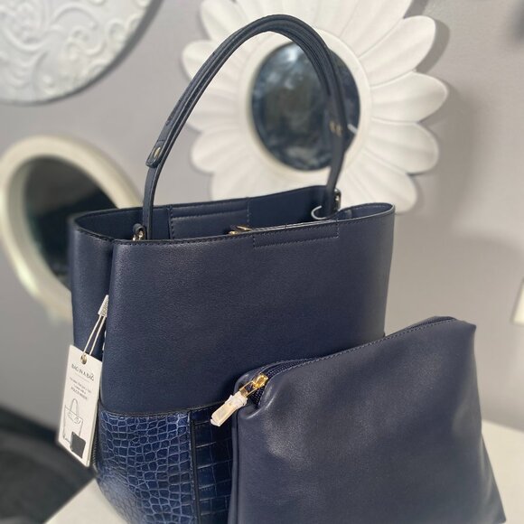 Urban Expressions Miranda Croc Tote - Picture 4 of 16